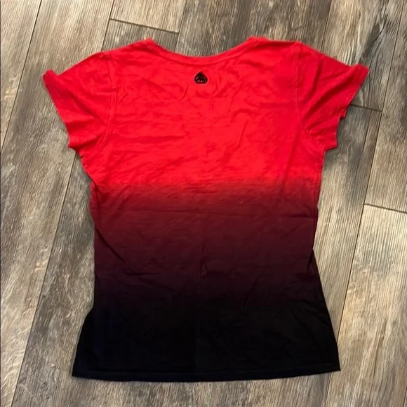 Red Black Short Sleeve T-Shirt Graphic Fitted Top - Picture 3 of 11